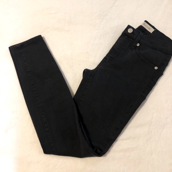 Madewell High-Rise Skinny Black Jeans - Picture 4 of 9